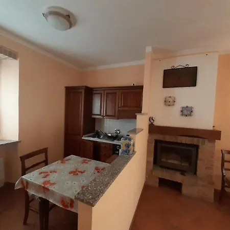 Cascina San Secondo Tatil Evi *