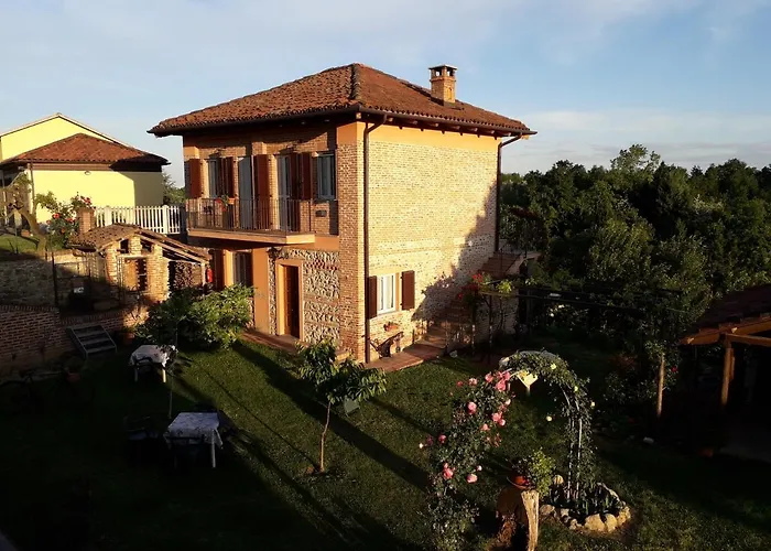 Cascina San Secondo Tatil Evi Cortazzone